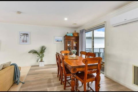 Panayil BeachHouse ! Stunning Ocean Views! - Darwin Holiday 3