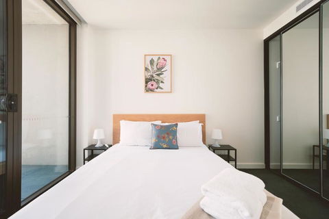 Patio Mt View 1BR Apt In CBD Near ANU And Museum With Free Parking And WiFi - Darwin Holiday 3