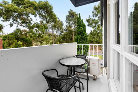 Peaceful 1-Bed Apartment Near The City Centre - Darwin Holiday 1