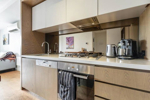 Peaceful 2 Bedroom Unit With Free Parking - Darwin Holiday 1