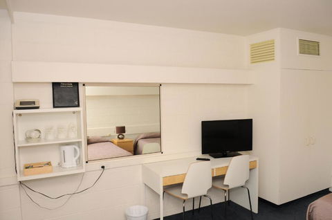 Peninsula Motor Inn - Darwin Holiday 3