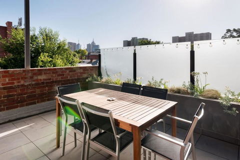 Paterson 1911 - Upmarket Terrace In Vibrant Fitzroy - Darwin Holiday 2