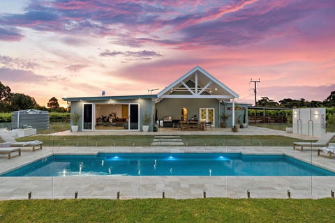 Pethick House - Darwin Holiday 2