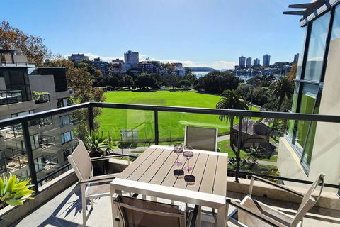 Penthouse With Private Terrace, Parking + 2 Pools - Darwin Holiday 2