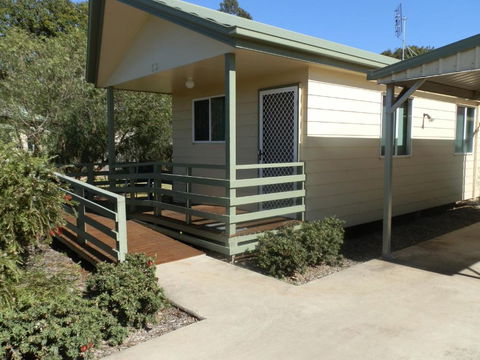 PepperTree Cabins, Kingaroy - Darwin Holiday 2