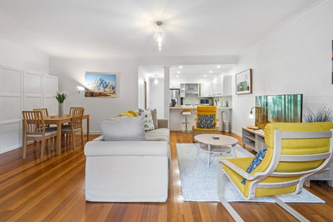 Perfect 2-Bed Inner-City Home With Pool & BBQ Area - Darwin Holiday 0
