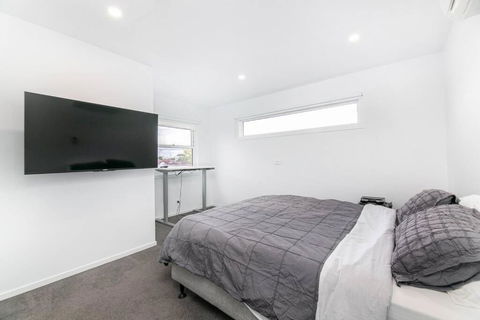 Perfect For Families And Groups - Large 5 Bedroom - Darwin Holiday 3