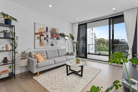 Perfect Location With 5 Star Amenities - Darwin Holiday 0
