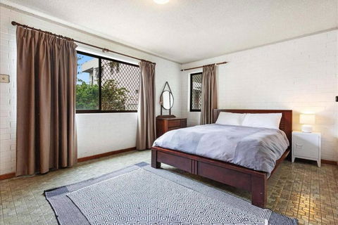 PET FRIENDLY & Super Central Retro Beach Pad! - Darwin Holiday 0
