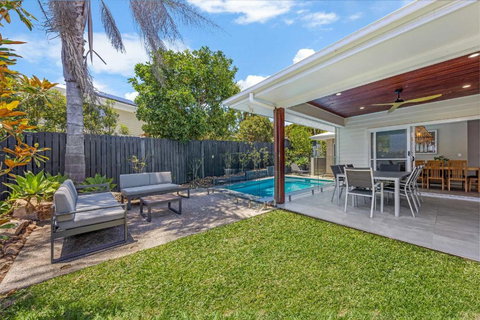 Pet Friendly Holiday Home With Pool On Alex - Darwin Holiday 3
