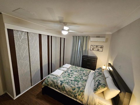 Phoenix House - Darwin Holiday 2