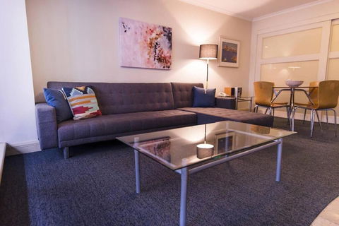 PI702 - Ideally Located Sydney CBD - Darwin Holiday 2