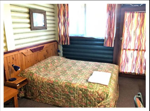 Pinehaven Motel - Darwin Holiday 1