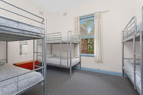 PodBed Sydney - Darwin Holiday 3