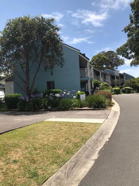 Poppies Lakeview Terrace - 2 Bedroom - Darwin Holiday 1