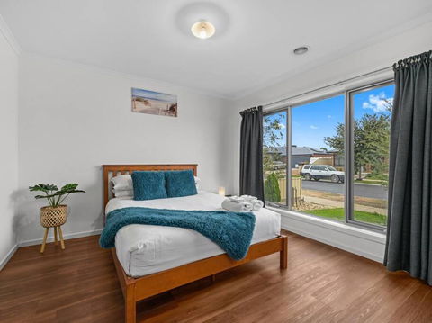 Popular Villa Shepparton - Darwin Holiday 2