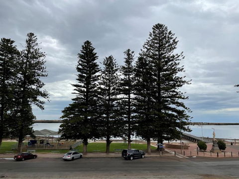 Port Broughton Hotel And Sunnyside Motel - Darwin Holiday 0