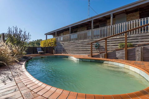 Port Philip Panorama - Bayview Retreat And Pool Bliss - Darwin Holiday 2