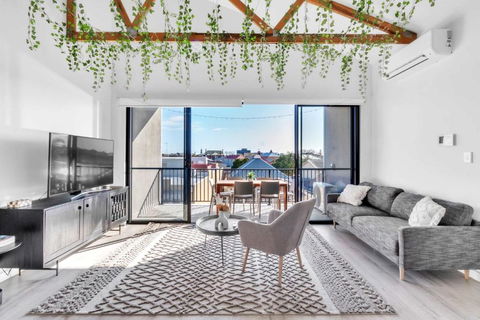 Portside Paradise - Steps Away From The Port - Darwin Holiday 0