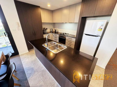 Posh In Phillip - 2bd 2bth Apt - Darwin Holiday 1