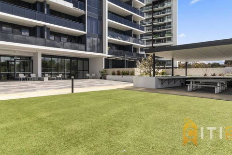 Posh In Phillip - 2bd 2bth Apt - Darwin Holiday 2
