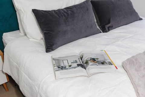 Premium Albert Park Grand Prix Apartment By Ready Set Host - Darwin Holiday 1
