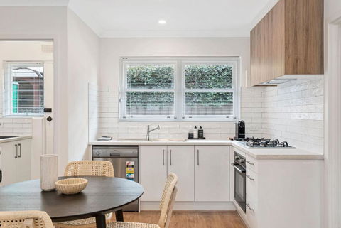 Prime Location 2 Bed Renovated In Royston Park - Darwin Holiday 2