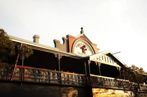 Prince Of Wales Hotel, Bunbury - Darwin Holiday 1