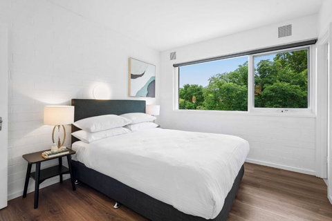 Pristine 1-Bed Unit Moments From Royal Park - Darwin Holiday 3