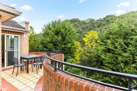 Pristine 2-Bed Near Marrickville Village - Darwin Holiday 1