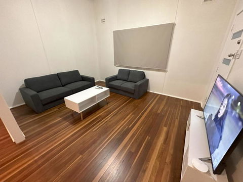 Private 1 Bedroom Apartment With Fenced Yard - Darwin Holiday 3
