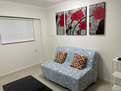 Private Brand New Home In Hornsby - Darwin Holiday 0