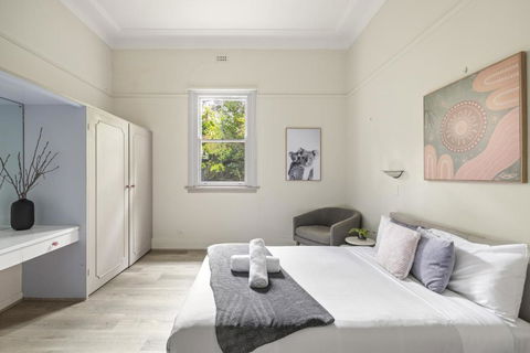 Private Double Room - Quaint Place In Lindfield - Shared Bathroom - Darwin Holiday 0