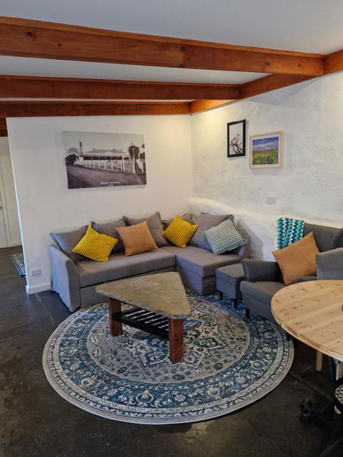 Private Guesthouse - Darwin Holiday 0