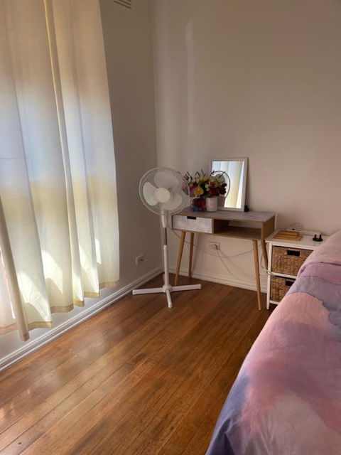 Private Room Near Melbourne Airport - Darwin Holiday 0