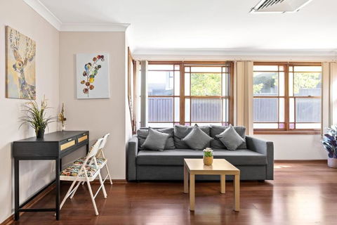 Quadruple Room W Ensuite In Gordon Near Train & Bus - Darwin Holiday 2