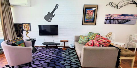 Quaint & Tranquil Subiaco 1 Bedroom Apartment - Darwin Holiday 3