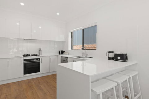 Quiet 2-Bed Retreat With Private Courtyard - Darwin Holiday 1