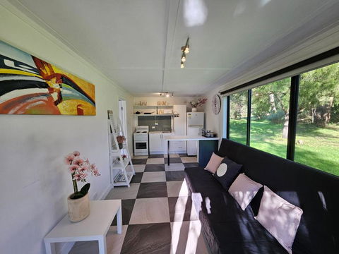 Quiet Cabin In The Forest-Pearcedale - Darwin Holiday 2