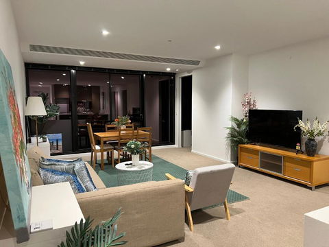 Quiet CBD 3b2b Apartment + Free Parking - Darwin Holiday 2