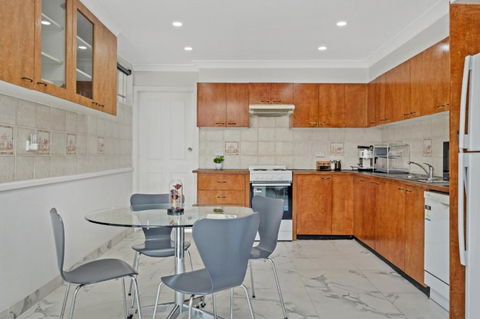 Quiet Elevated Serene Home (B) - Darwin Holiday 1