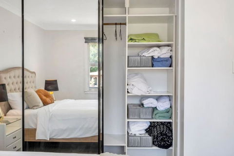 Quiet Elevated Serene Home (Top) - Darwin Holiday 3