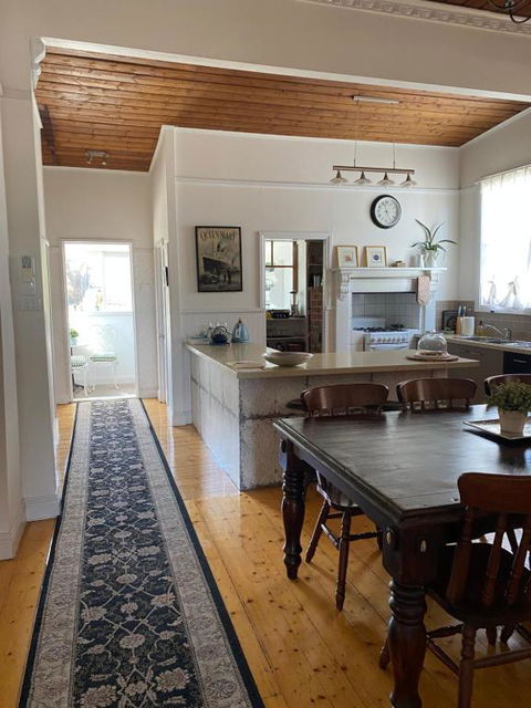 R&R Blue Diamond Luxury Cottage Maryborough, Vic - Darwin Holiday 3