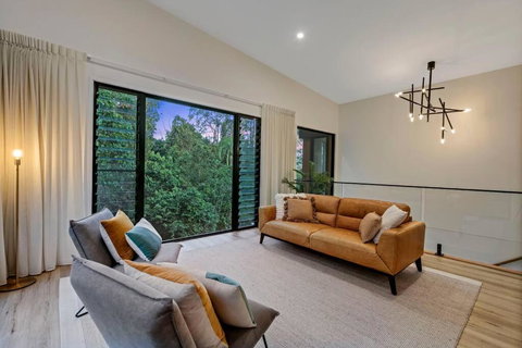 Rainforest Villa: Luxe Escape - Darwin Holiday 1