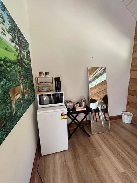 Rainy Hill Retreat - The Loft - Darwin Holiday 3