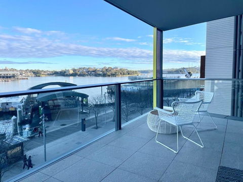 RARE Luxury Waterfront Living - Darwin Holiday 1