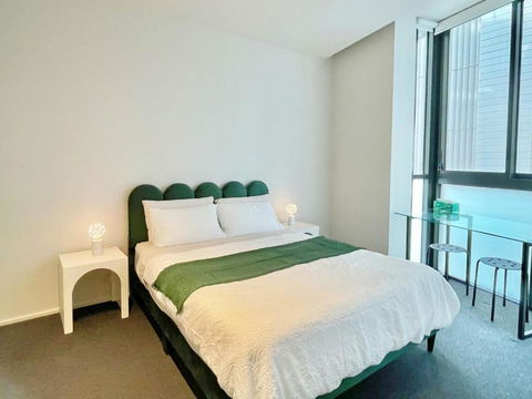 RARE Luxury Waterfront Living - Darwin Holiday 2