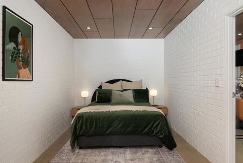 Railway Motel Myrtleford - Darwin Holiday 1