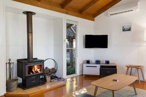 Ravensbourne Escape - Windsong - Darwin Holiday 3