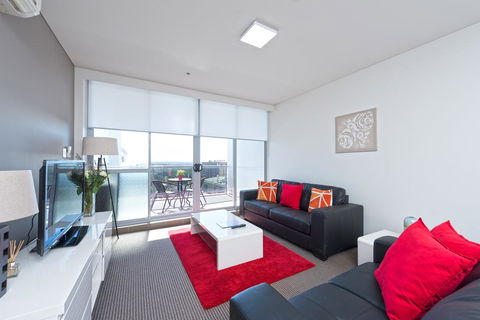 Astra Apartments North Sydney - Darwin Holiday 1